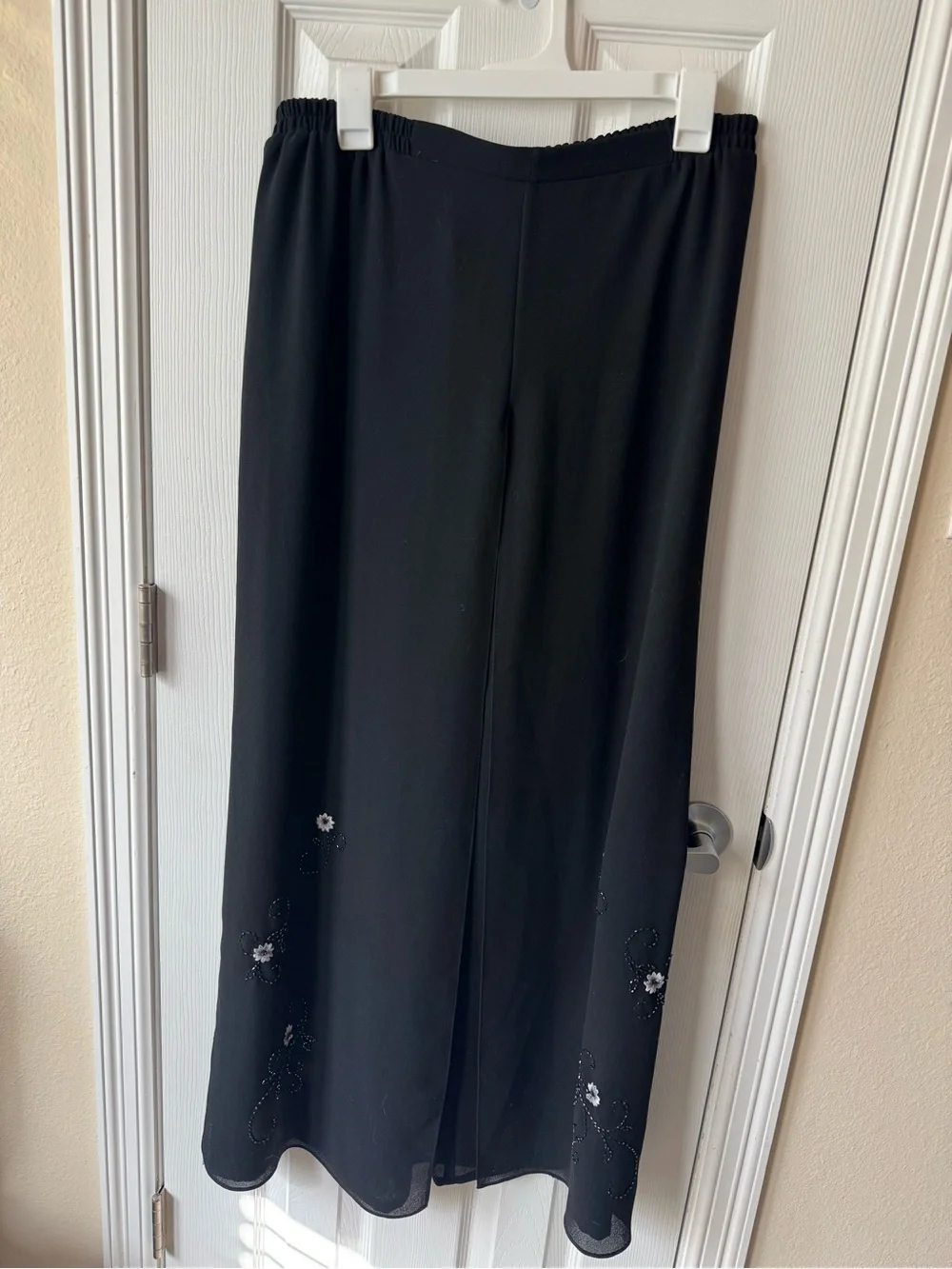 Black Wide-Leg Embellished Skirt Pants - Picture 1 of 4